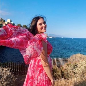 Meet your Posher, Raeanne